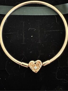 Pandora, moments heart and butterfly bangle 7.5 inch